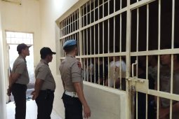 Kasi Propam Polres Bangka lakukan cek kondisi tahanan