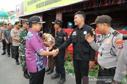 Wali kota pantau posko Natal dan tahun baru