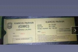 Tiket parkir Rp50 ribu saat saksikan gerhana matahari buat heboh di medsos