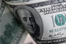 Jelang libur natal, dolar AS sedikit berubah dalam perdagangan