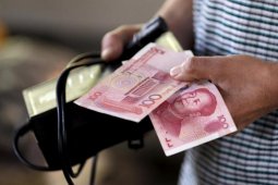 Dolar menguat karena imbal hasil obligasi AS naik