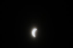 People in S Kalimantan enthusiastically perform prayer when solar eclipse occurs