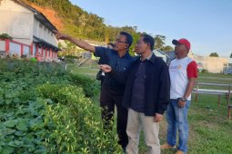 Kemenkumham Papua tinjau lokasi kaburnya enam napi LP Doyo Baru