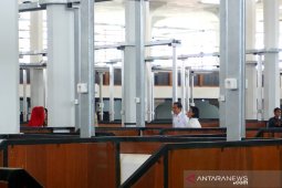 Jokowi ke Pasar Djohar tinjau progres pembangunan