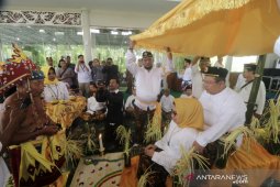 Bupati Kutim dapat gelar "Pangeran Sura Praja"