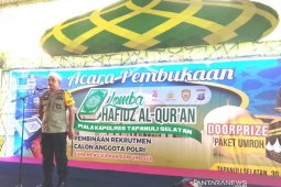 Polres Tapsel tanamkan nilai islami untuk pemuda melalui lomba hafal Al-Quran