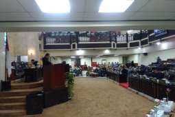 DPRD Kalsel selesaikan bahas 15 raperda 2019