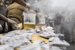 Pemusnahan barang bukti miras dan narkotika