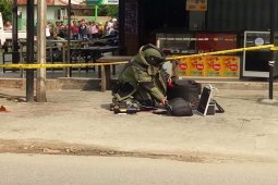 Tas hitam yang dicurigai berisi bom di depan Mapolres Tebing Tinggi ternyata hanya berisi pakaian