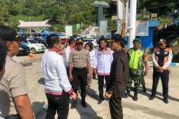 Bupati Simalungun monitoring pelayanan penyeberangan Danau Toba di Tiga Ras