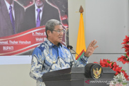 Bupati Malra: Momen Natal 2019  tumbuhkan persatuan