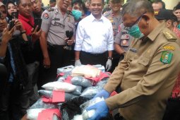 Polda Kalbar musnahkan 30,65 Kg sabu dan 113,92 gram NPS