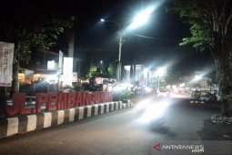Arus lalu lintas di jalan utama Garut ramai lancar jelang pergantian tahun
