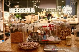 ANTARA's Choice    2020 resolution: Vote for Earth, shop at bulk store