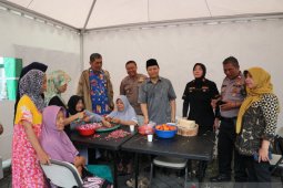 Hidayat Nur Wahid sebut banjir menguatkan solidaritas nasional