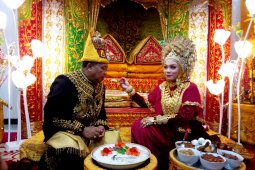 Aceh Barat miliki Ketua PKK yang baru, Evi Juwinda namanya