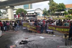 Massa "Gertak" unjuk rasa dorong Jaksa Agung buka kembali kasus lama Novel