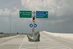HK catat 122.198 mobil melintasi Tol Trans Sumatera saat pergantian tahun