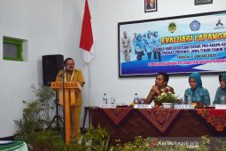 Tim Evaluasi Lakukan Penilaian Kesatuan Gerak PKK-KKBPK Kradinan Madiun (Video)