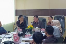 RSUD Sultan Suriansyah diingatkan untuk tidak beli alkes abal-abal