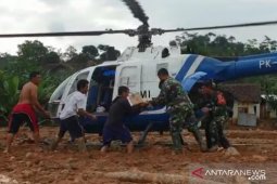 PMI kerahkan helikopter distribusikan bantuan untuk korban bencana di Bogor