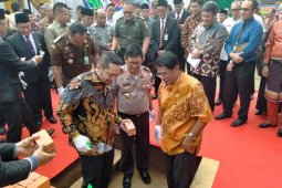 Waka DPRD berharap Bank Jambi mampu buka cabang di kota-kota besar