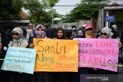 Demo kekerasan seksual di Jombang