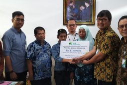 BP Jamsostek serahkan santunan kematian pekerja migran asal Ponorogo