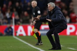 Mou minta pemain Spurs diam di rumah saja kalau tidak percaya diri