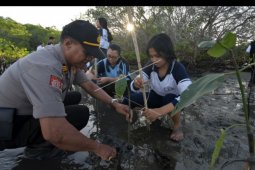 Polri peduli lingkungan Bali