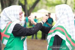 MGMP Surabaya Utara tingkatkan kualitas melalui "outbond"