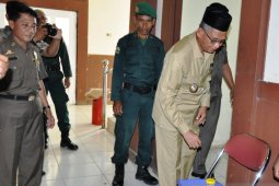 Bupati Nagan Raya dan ratusan PNS ikut tes urine cegah pengaruh narkoba