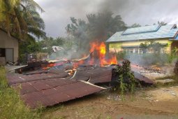 Polisi tetapkan pembacok adik kandung dan pembakar rumah di Mukomuko sebagai tersangka