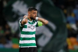 MU jadi beli gelandang Sporting Bruno Fernandes