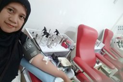 PMI Makassar siapkan sekitar 300 kantong darah per hari