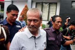 Dua tersangka kasus pajak miliaran rupiah diserahkan ke kejaksaan