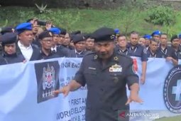 Kelompok "Sunda Empire" sempat berkegiatan di taman UPI Bandung