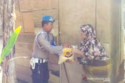 Polres Aceh Utara salurkan bantuan beras untuk 300 kaum duafa