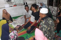 Ahmad Gea tewas disambar petir di laut