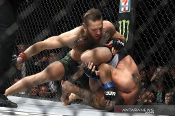 Tinju dunia, Floyd Mayweather tantang McGregor tanding ulang