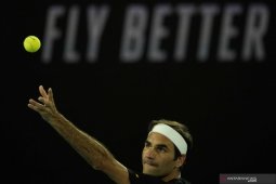 Federer atasi tantangan Cilic di babak kedua French Open 2021