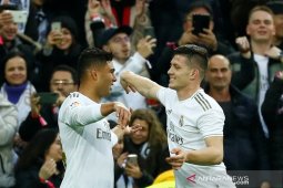 Real Madrid rebut puncak klasemen, beri tekanan debut Quique Setien di Barca