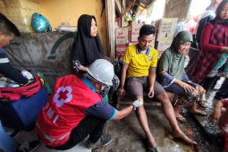 Kebakaran pasar penampungan di Kota Sukabumi akibatkan dua pedagang terluka
