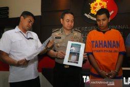 Tipu atasnamakan Presiden Jokowi, pria Probolinggo diamankan Polda Jatim (Video)