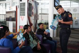 Bea Cukai Kualanamu sosialisasikan "Greeting Passenger" kepada penumpang