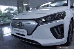 Hyundai umumkan harga mobil listrik Ioniq Rp569 juta