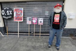 2 juta orang turun ke jalan tolak rencana reformasi pensiun di Prancis