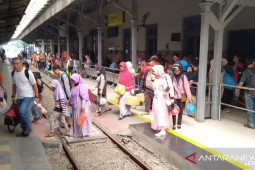 Okupansi penumpang kereta di Jember meningkat saat libur Imlek