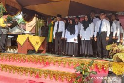 Sayed Jafar lantik 22 anggota BPD Pulau Laut Tengah
