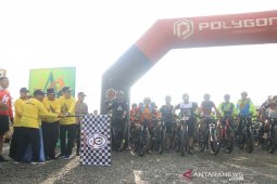 Wali Kota lepas peserta "Batinjak Balicakan"